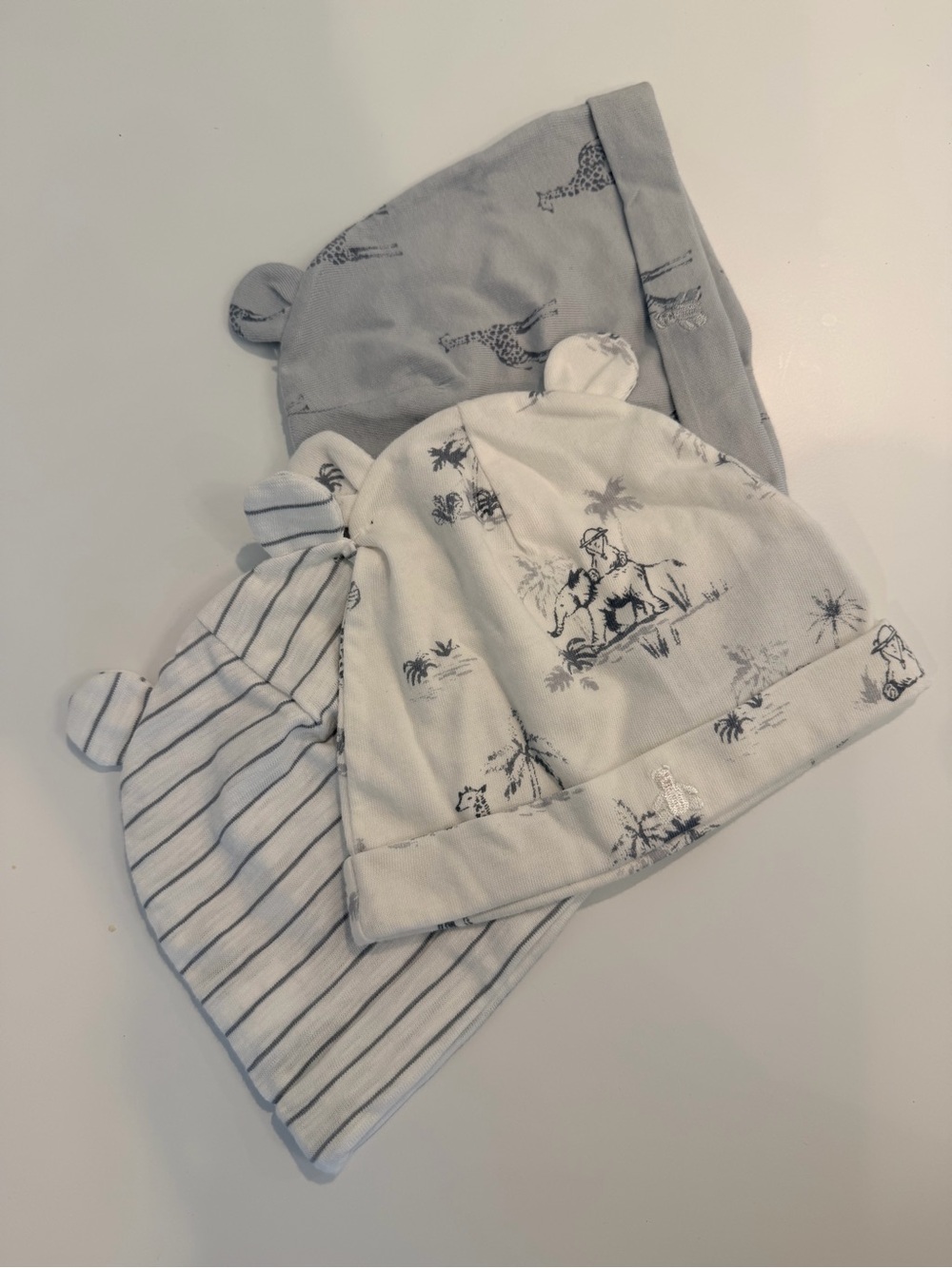 ✨ NWT GAP Baby Beanie Set - 12-18 months ✨